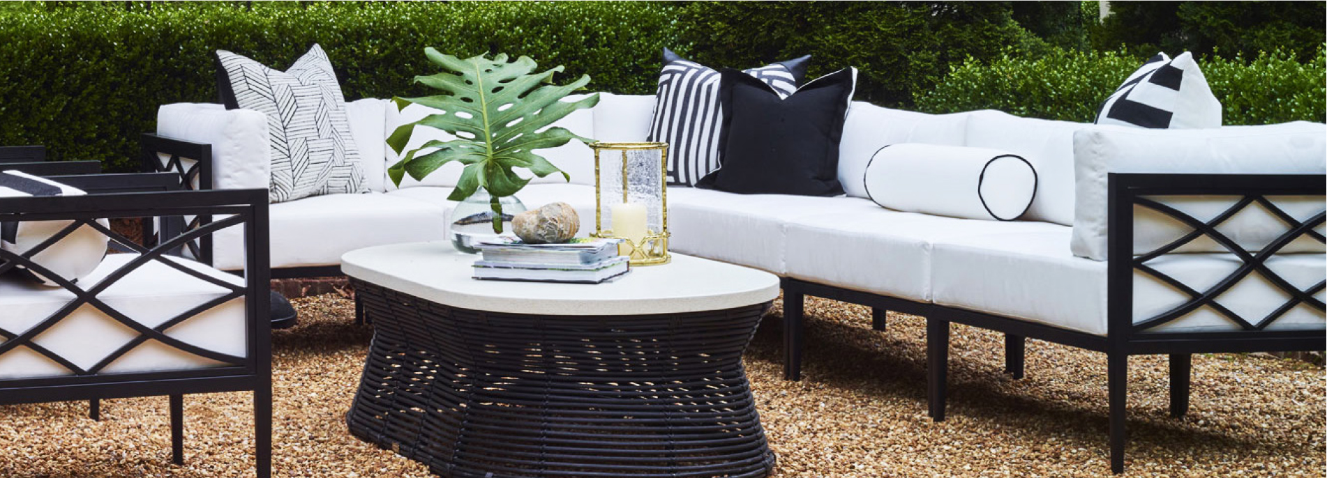 Beautiful Black and White Outdoor Patio Furniture